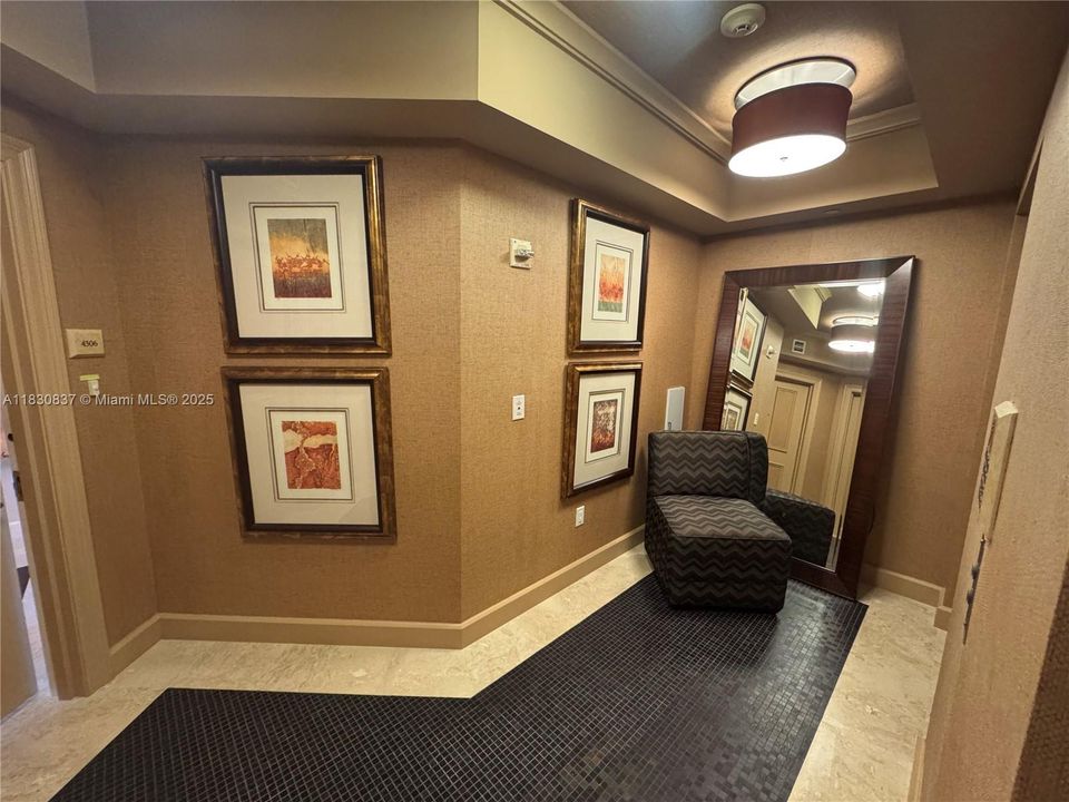 Recientemente alquilado: $23,000 (3 camas, 4 baños, 2736 Pies cuadrados)