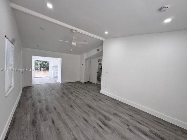 Active With Contract: $499,000 (3 beds, 2 baths, 1140 Square Feet)