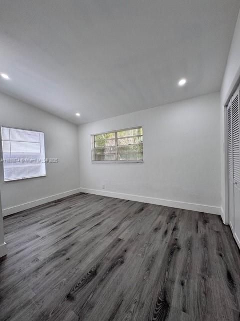 Active With Contract: $499,000 (3 beds, 2 baths, 1140 Square Feet)