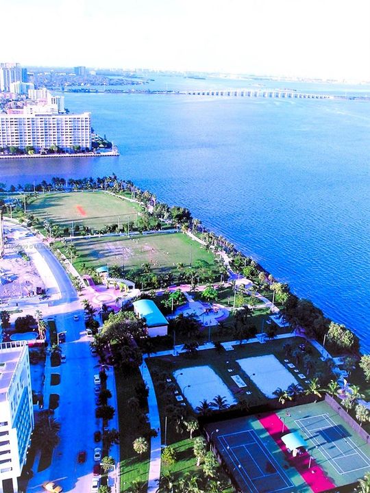 En Venta: $499,000 (2 camas, 2 baños, 1092 Pies cuadrados)