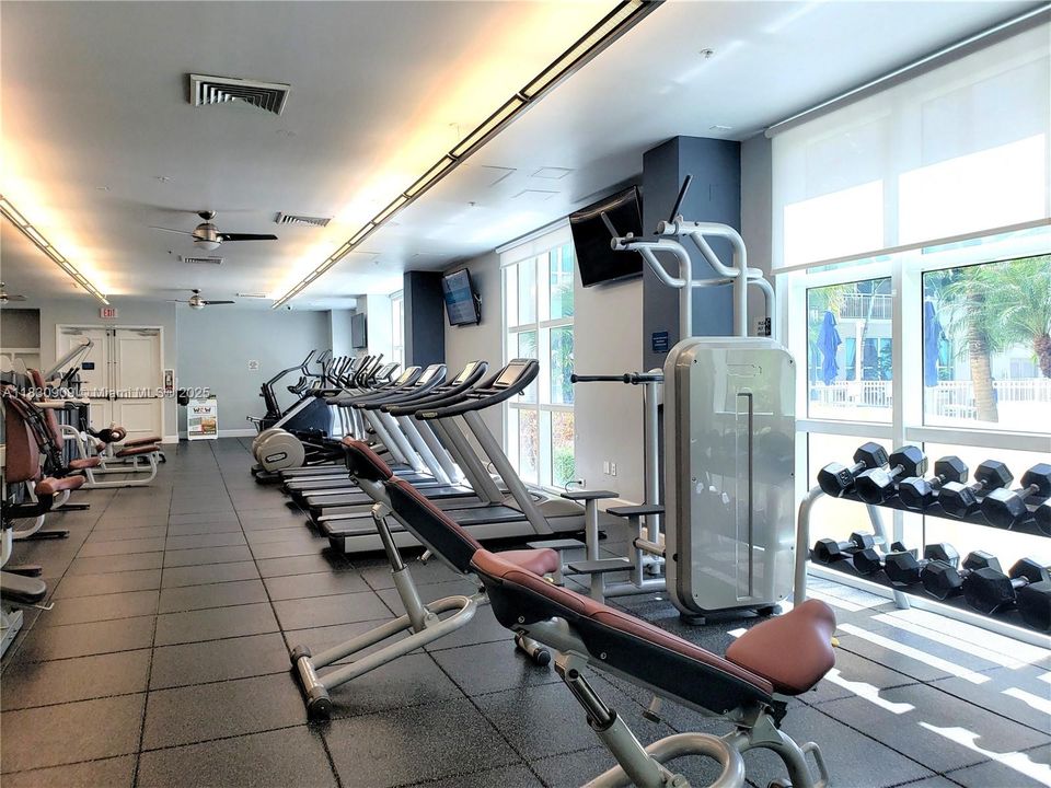 En Venta: $499,000 (2 camas, 2 baños, 1092 Pies cuadrados)