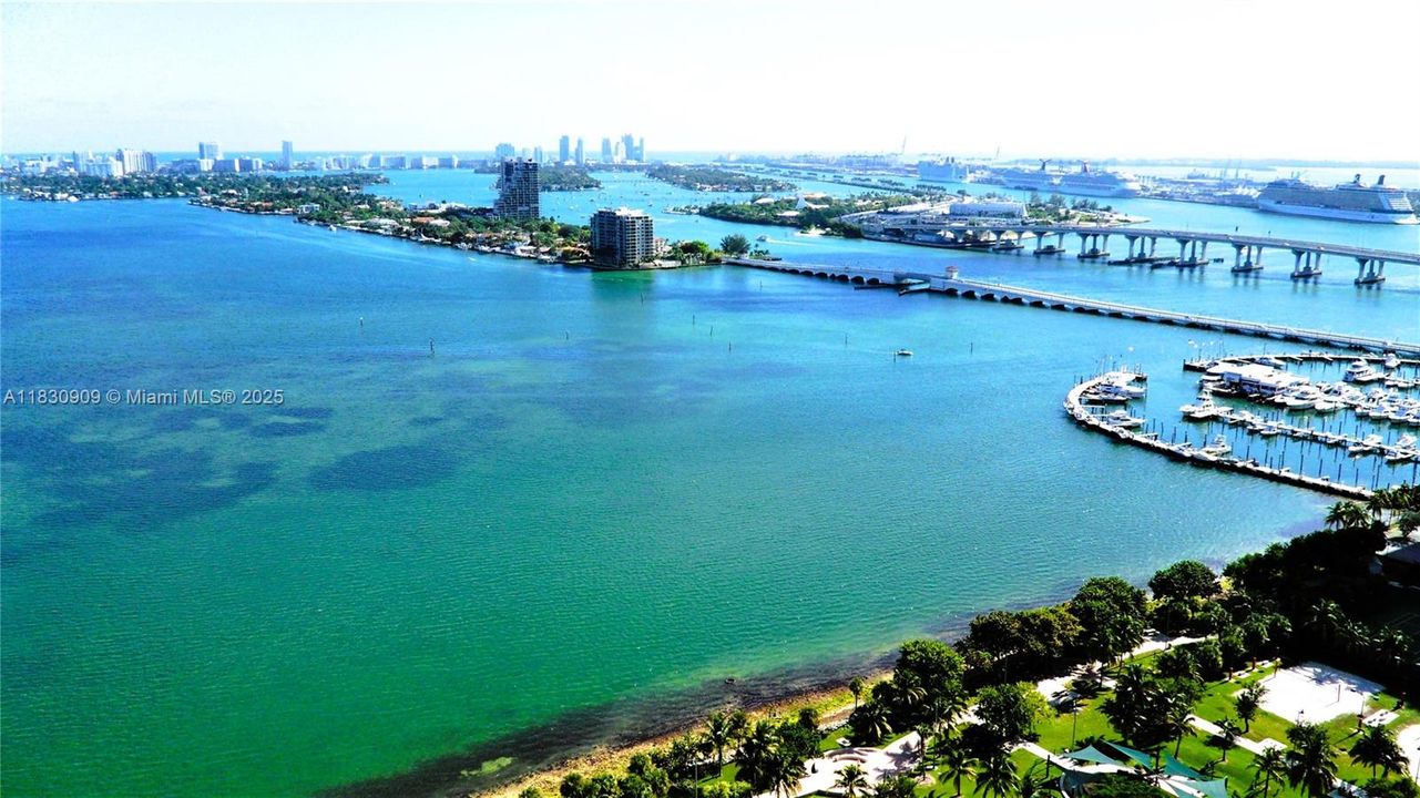 En Venta: $499,000 (2 camas, 2 baños, 1092 Pies cuadrados)