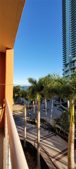 En Venta: $499,000 (2 camas, 2 baños, 1092 Pies cuadrados)