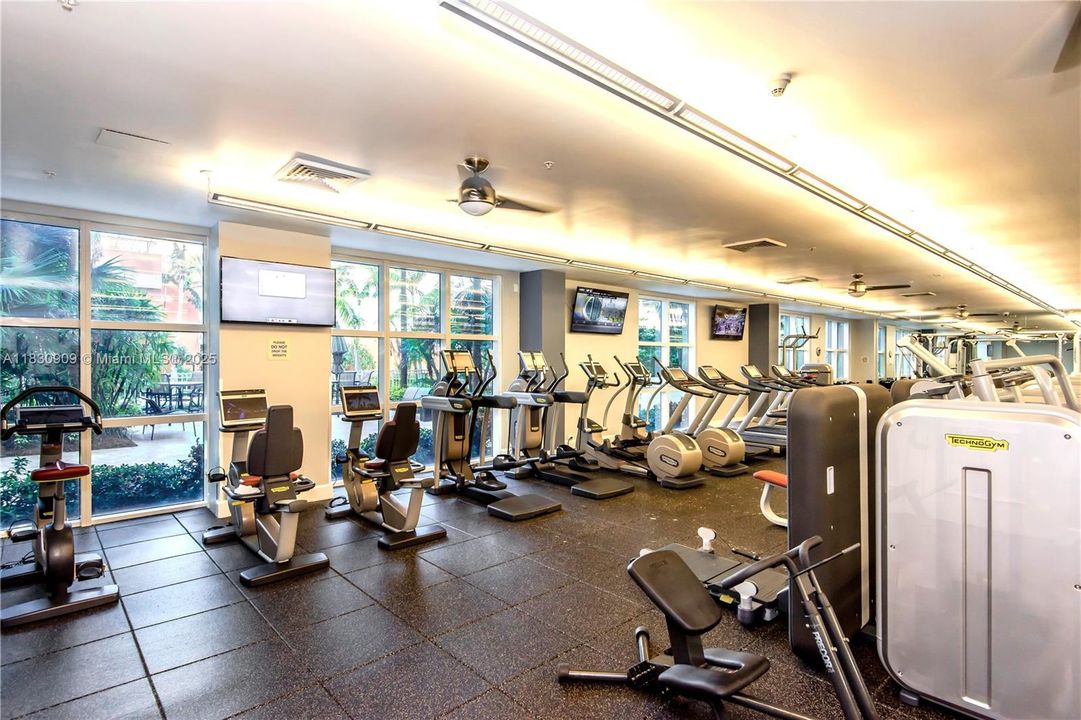 En Venta: $499,000 (2 camas, 2 baños, 1092 Pies cuadrados)