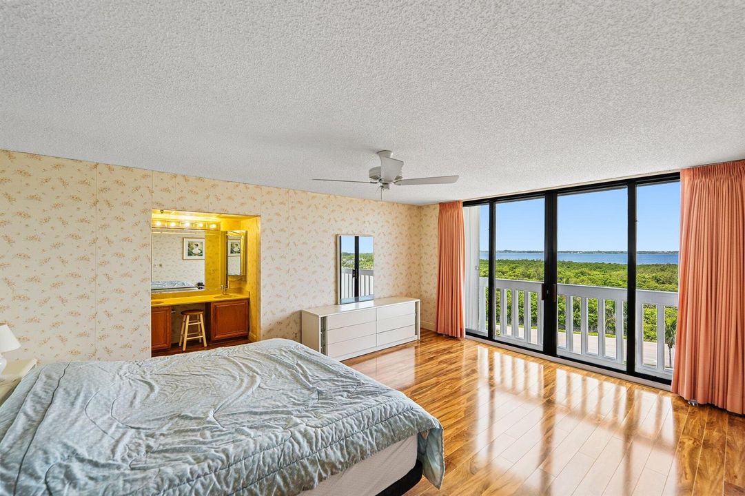 32-web-or-mls-9960-s-ocean-dr