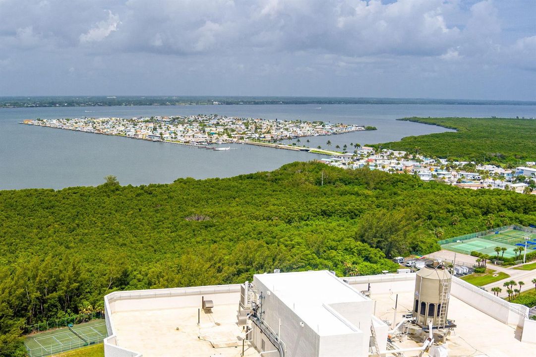 4-web-or-mls-9960-s-ocean-dr