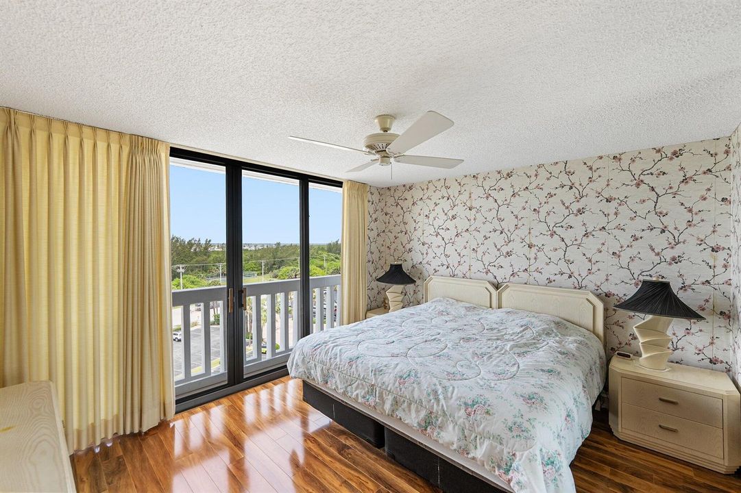 58-web-or-mls-9960-s-ocean-dr