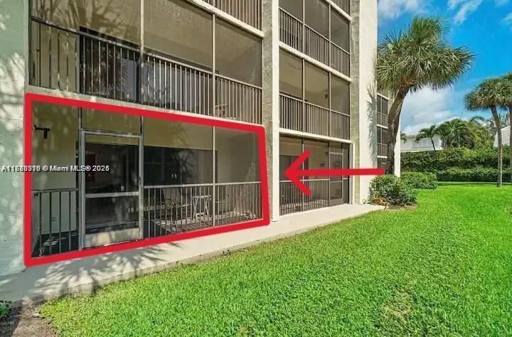 待售: $329,000 (1 贝兹, 1 浴室, 860 平方英尺)