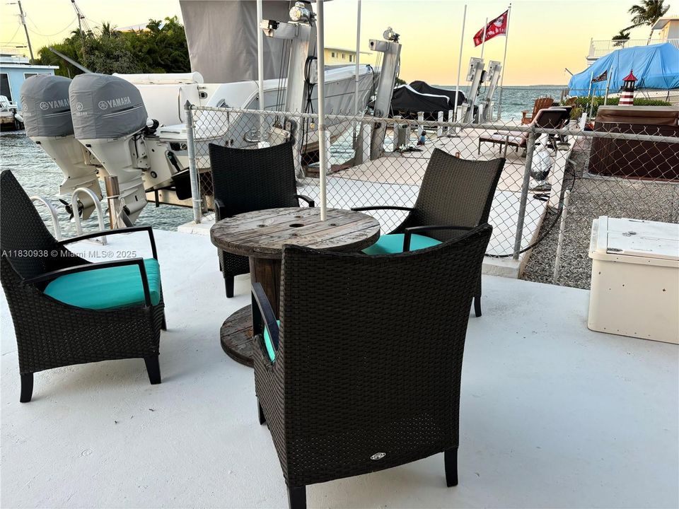 For Rent: $5,450 (4 beds, 2 baths, 1998 Square Feet)