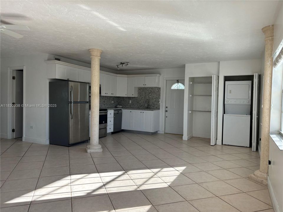 Open floorplan upstairs