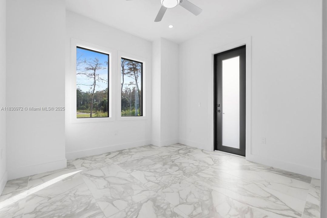 For Sale: $599,000 (4 beds, 3 baths, 1991 Square Feet)