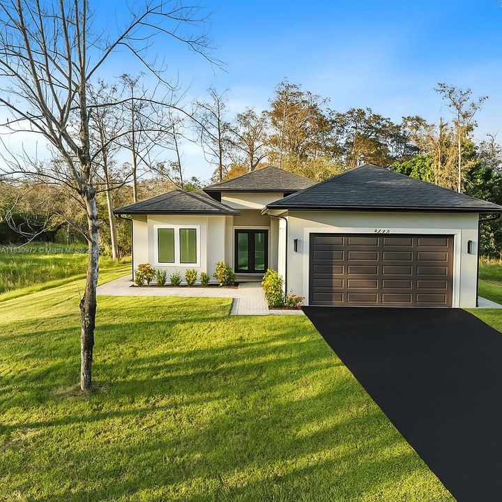 For Sale: $599,000 (4 beds, 3 baths, 1991 Square Feet)