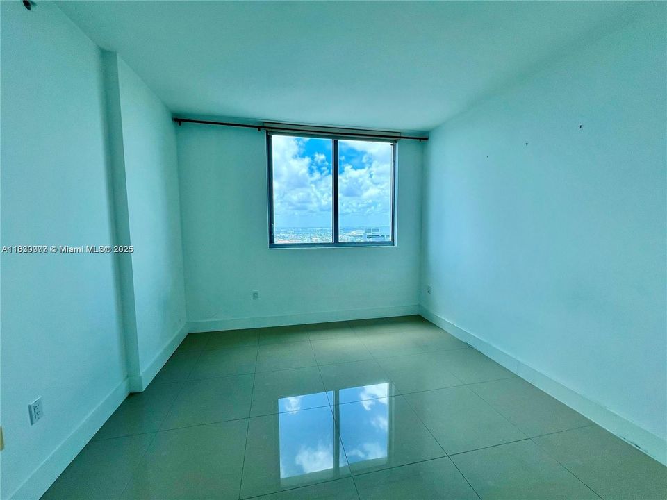 Recientemente alquilado: $4,210 (2 camas, 2 baños, 1389 Pies cuadrados)
