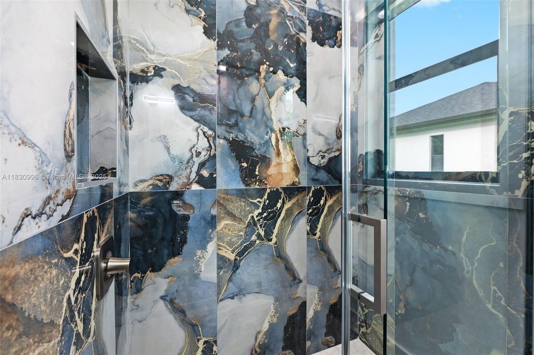 待售: $540,000 (3 贝兹, 2 浴室, 0 平方英尺)