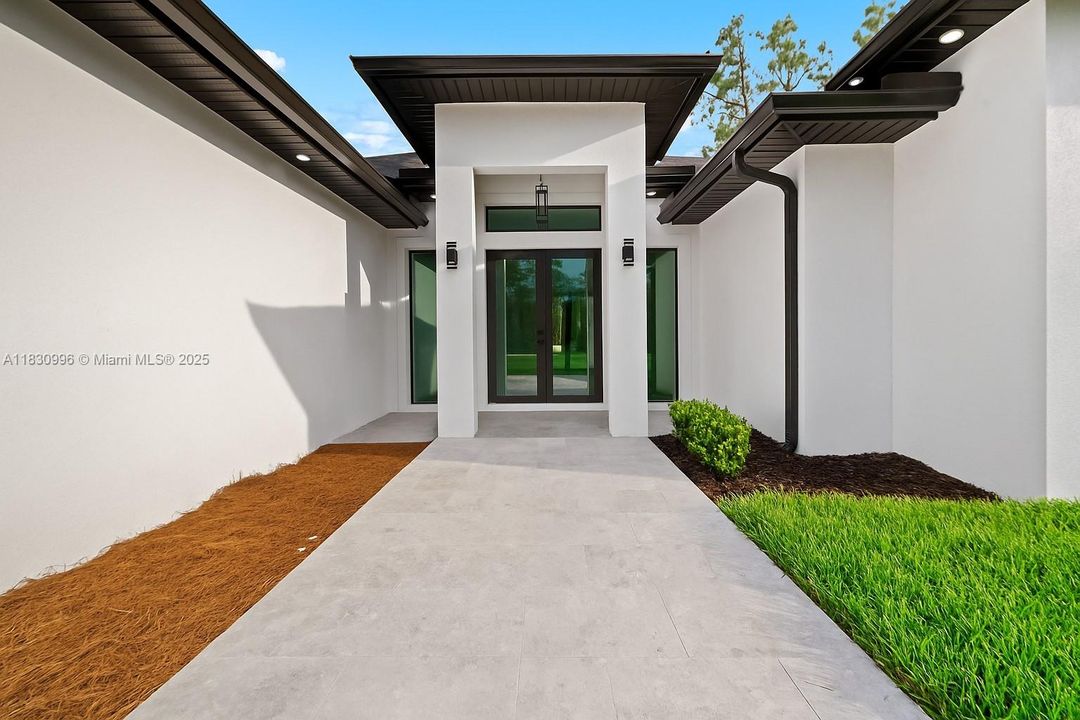 待售: $540,000 (3 贝兹, 2 浴室, 0 平方英尺)