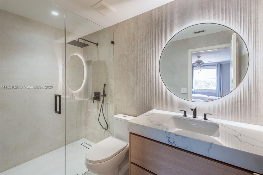 最近租的: $14,500 (5 贝兹, 5 浴室, 4934 平方英尺)