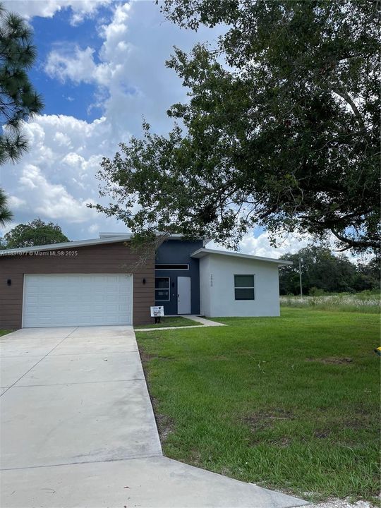 For Rent: $2,200 (3 beds, 2 baths, 0 Square Feet)