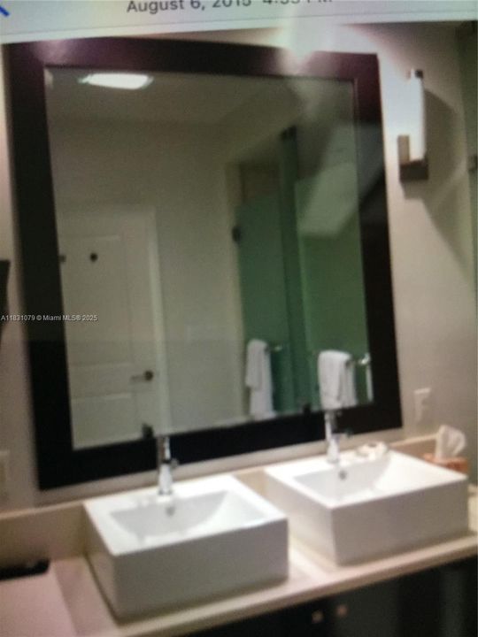 Activo con contrato: $126,900 (1 camas, 1 baños, 705 Pies cuadrados)