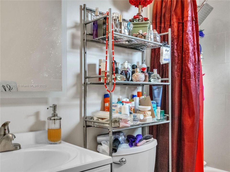 Recently Sold: $520,000 (3 beds, 2 baths, 1173 Square Feet)