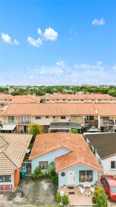 Recently Sold: $520,000 (3 beds, 2 baths, 1173 Square Feet)