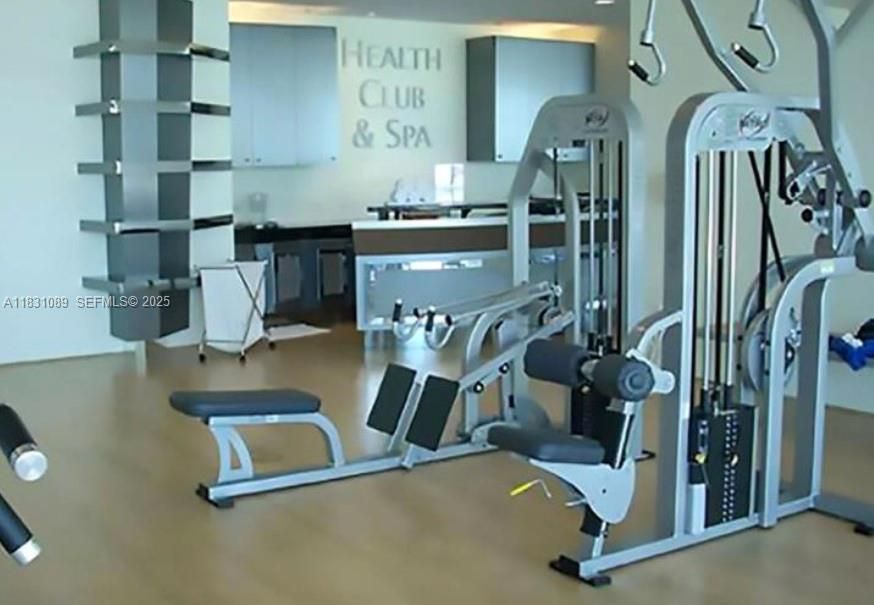 На продажу: $2,195,000 (3 спален, 3 ванн, 2130 Квадратных фут)