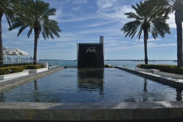 На продажу: $2,195,000 (3 спален, 3 ванн, 2130 Квадратных фут)