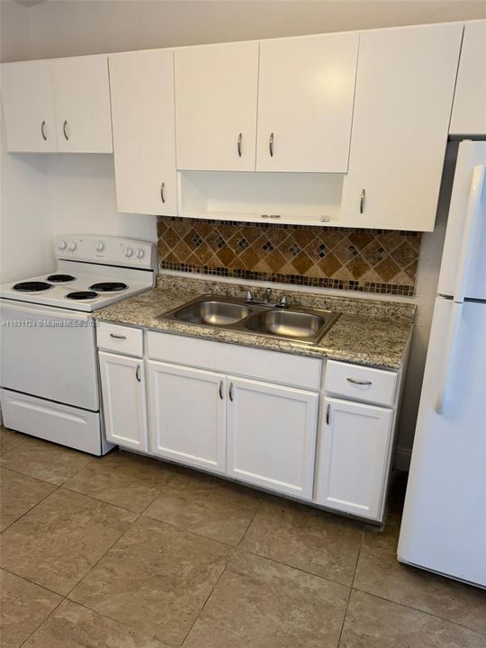 Recently Sold: $475,000 (0 beds, 0 baths, 1488 Square Feet)