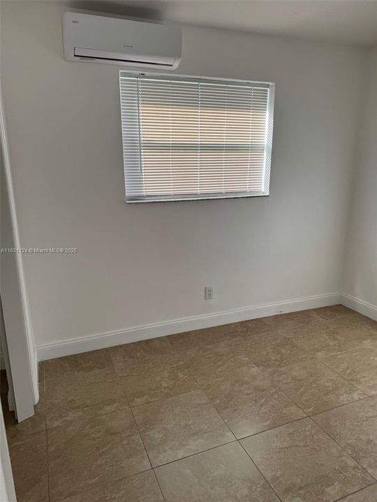 Recently Sold: $475,000 (0 beds, 0 baths, 1488 Square Feet)