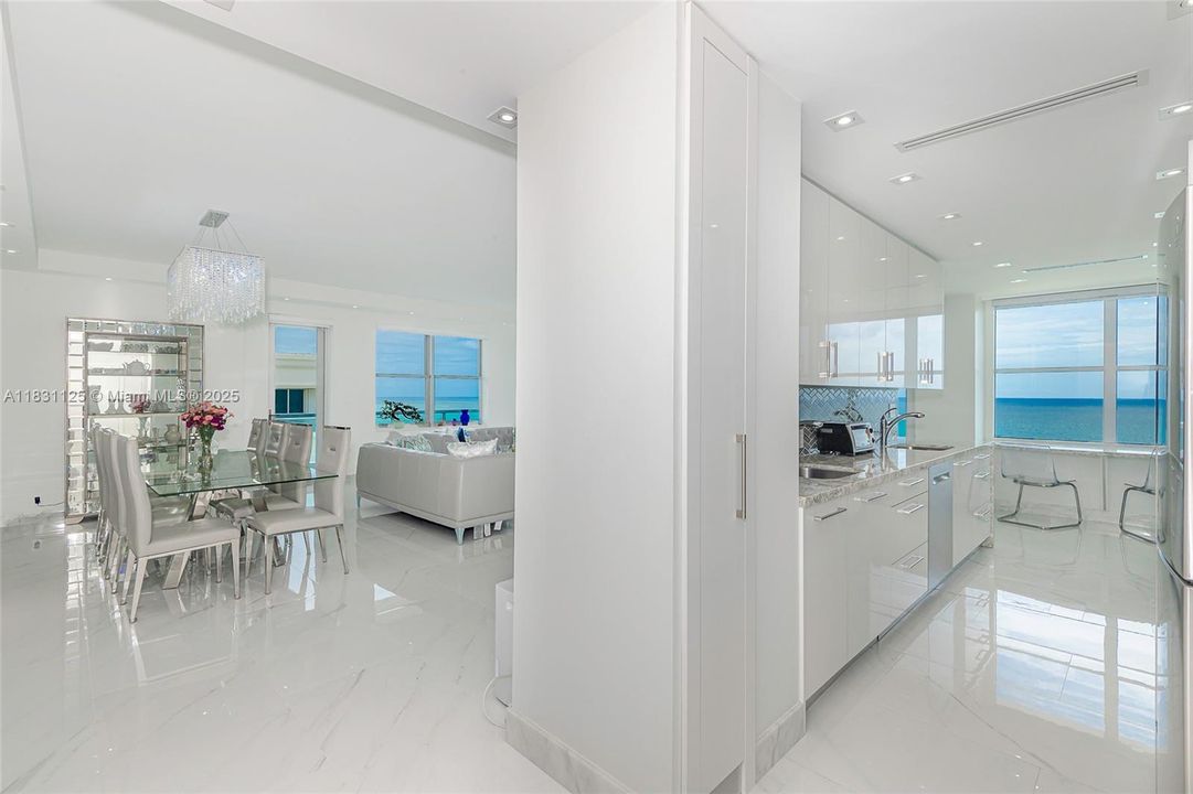 For Sale: $2,200,000 (3 beds, 2 baths, 2060 Square Feet)