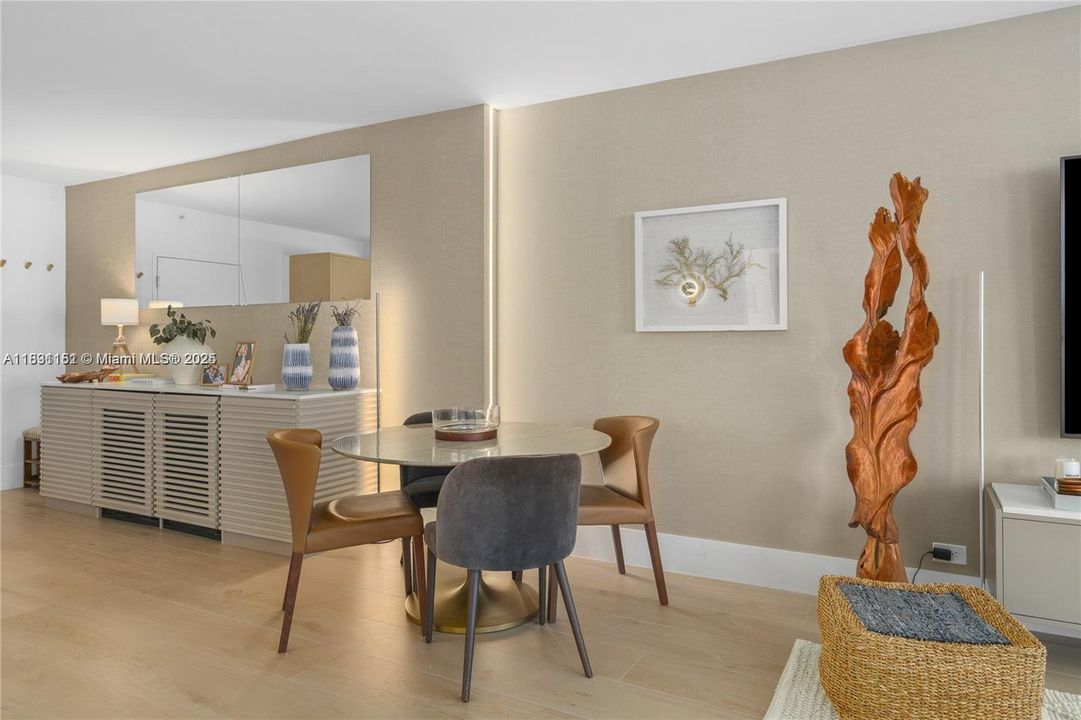 For Sale: $2,390,000 (2 beds, 2 baths, 1230 Square Feet)