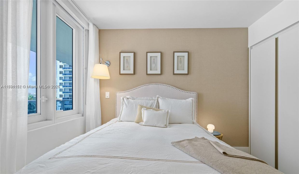 For Sale: $2,390,000 (2 beds, 2 baths, 1230 Square Feet)