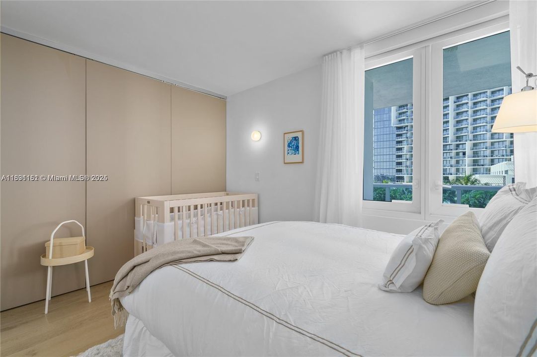 For Sale: $2,390,000 (2 beds, 2 baths, 1230 Square Feet)