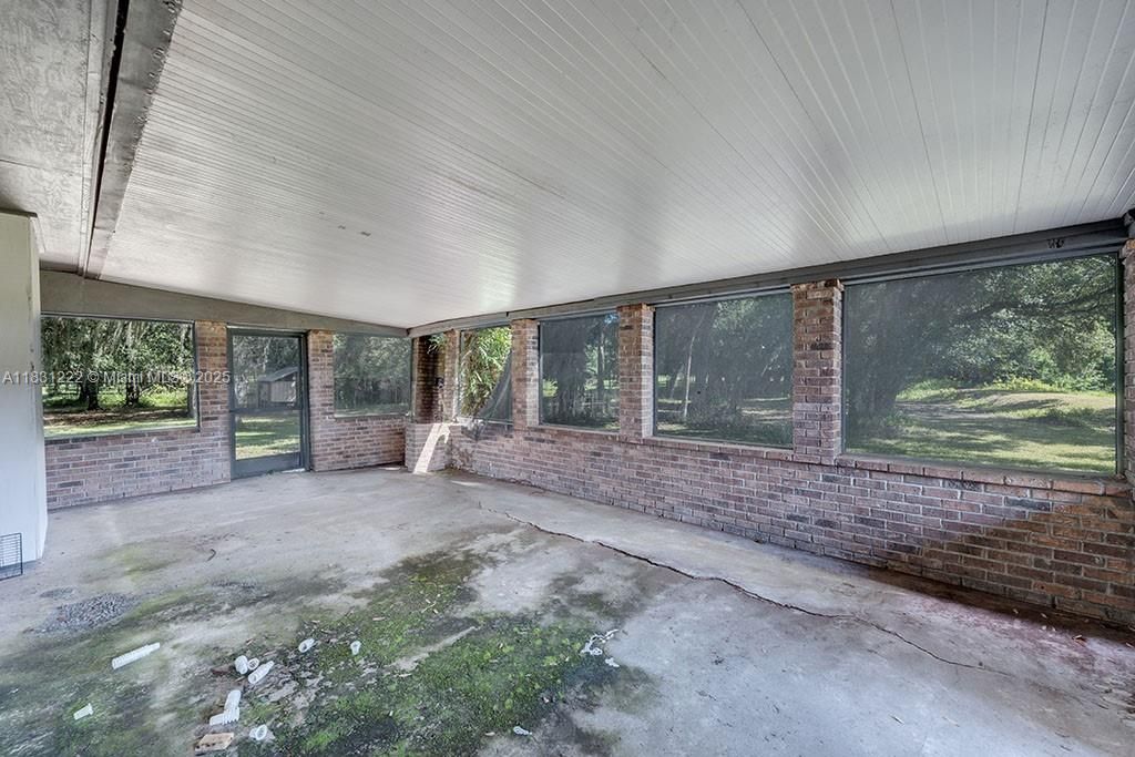 15621 Wendy Lane, Ft. Myers, FL 33905