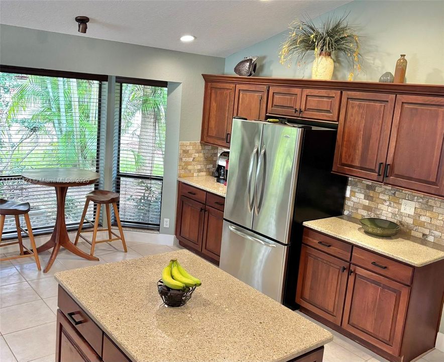 Recently Sold: $699,000 (3 beds, 2 baths, 2274 Square Feet)