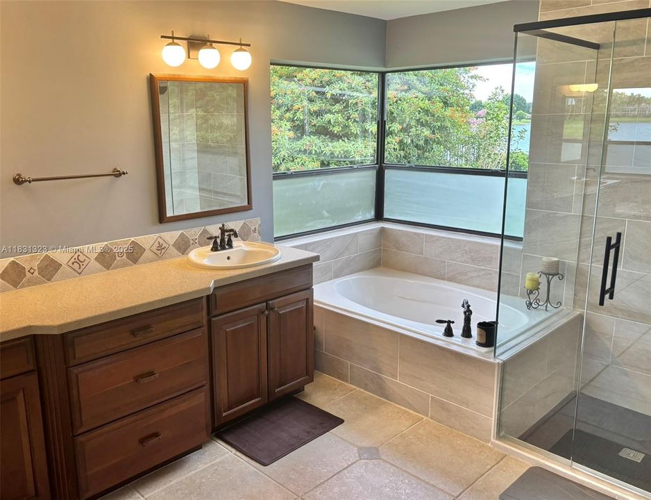 Recently Sold: $699,000 (3 beds, 2 baths, 2274 Square Feet)