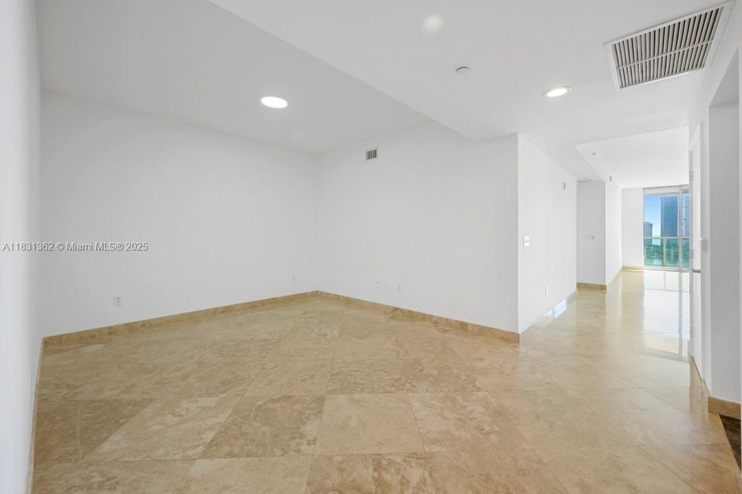 For Sale: $850,000 (3 beds, 2 baths, 2020 Square Feet)