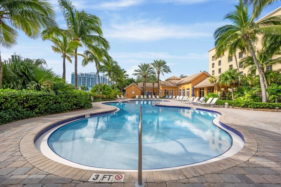 For Sale: $850,000 (3 beds, 2 baths, 2020 Square Feet)