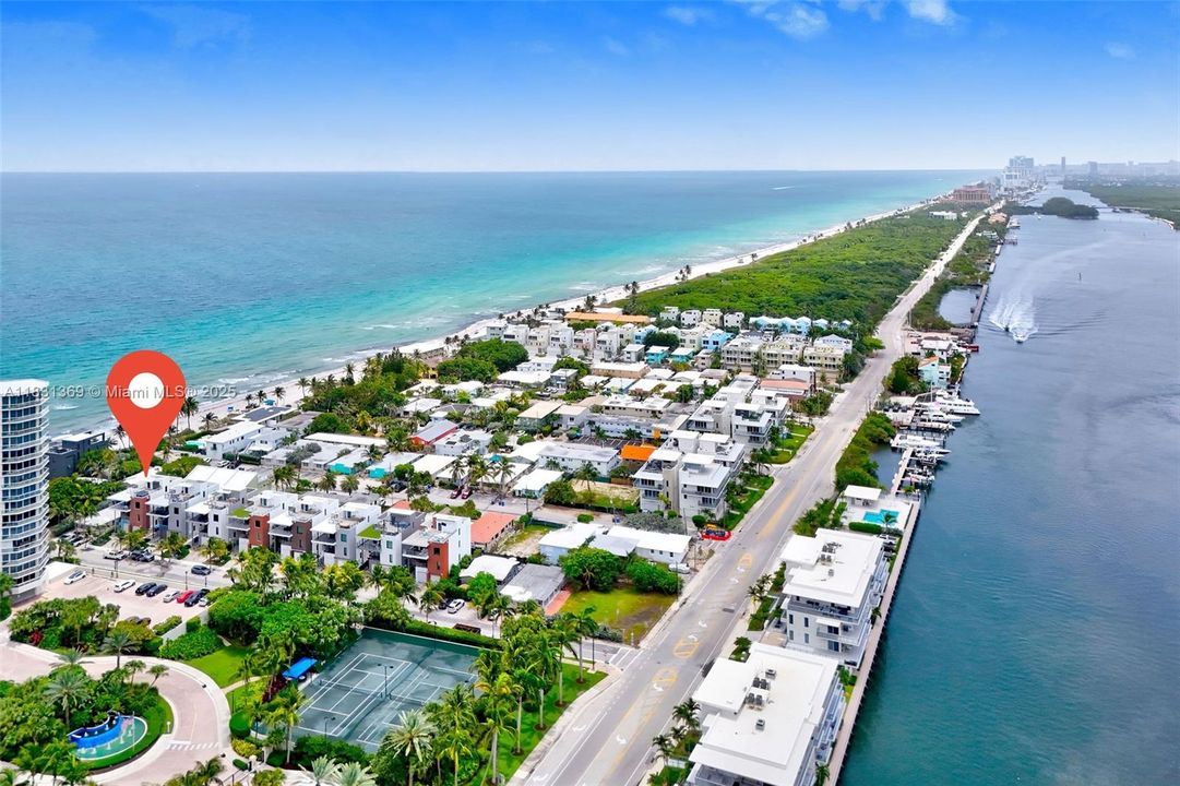 Active With Contract: $2,795,000 (4 beds, 3 baths, 2736 Square Feet)