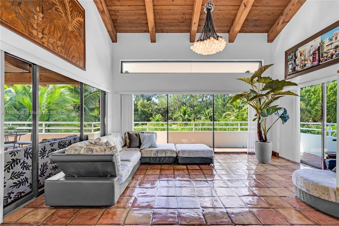 待售: $5,725,000 (4 贝兹, 4 浴室, 4546 平方英尺)