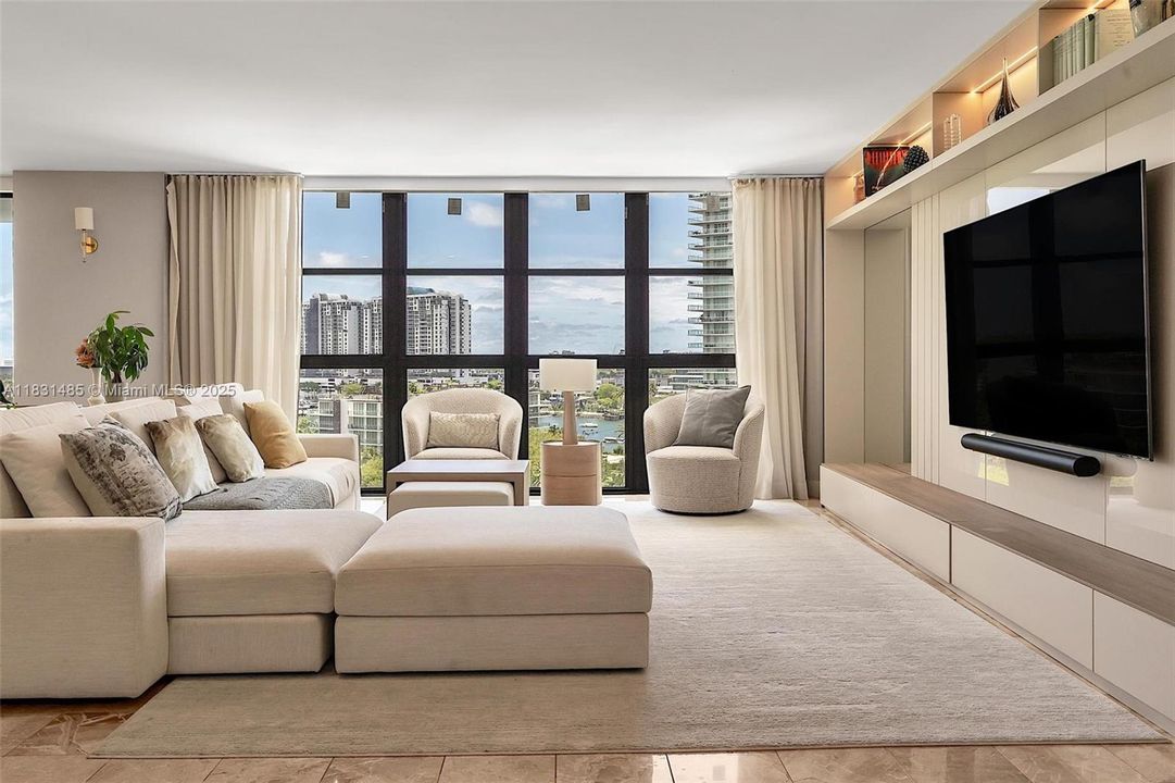 Recently Sold: $1,975,000 (3 beds, 3 baths, 2388 Square Feet)