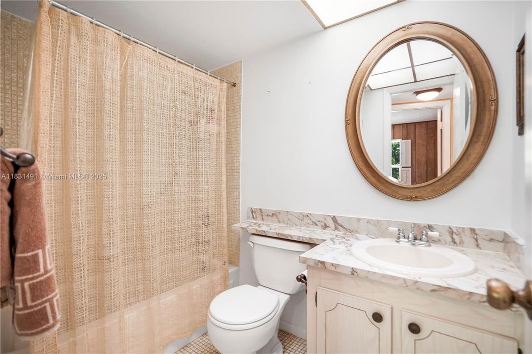 En Venta: $85,500 (2 camas, 2 baños, 850 Pies cuadrados)