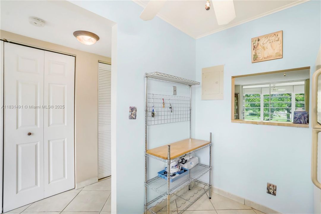 En Venta: $85,500 (2 camas, 2 baños, 850 Pies cuadrados)