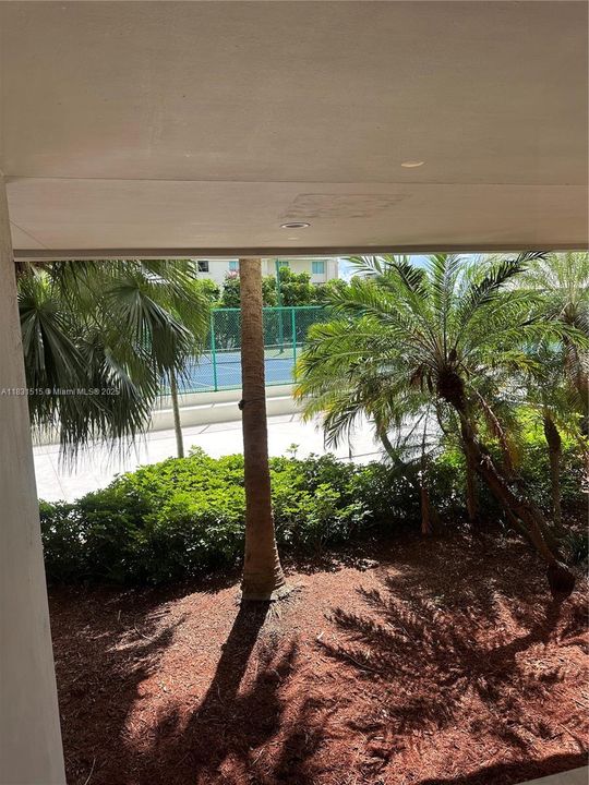 待售: $895,000 (2 贝兹, 2 浴室, 1460 平方英尺)