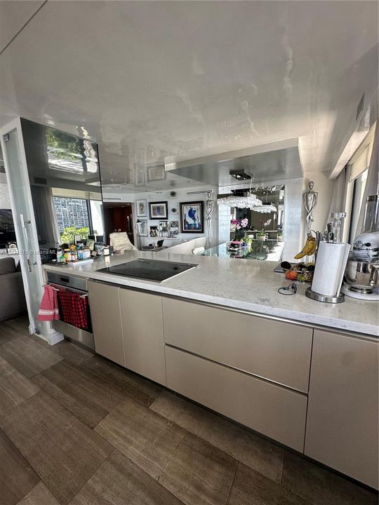 待售: $895,000 (2 贝兹, 2 浴室, 1460 平方英尺)