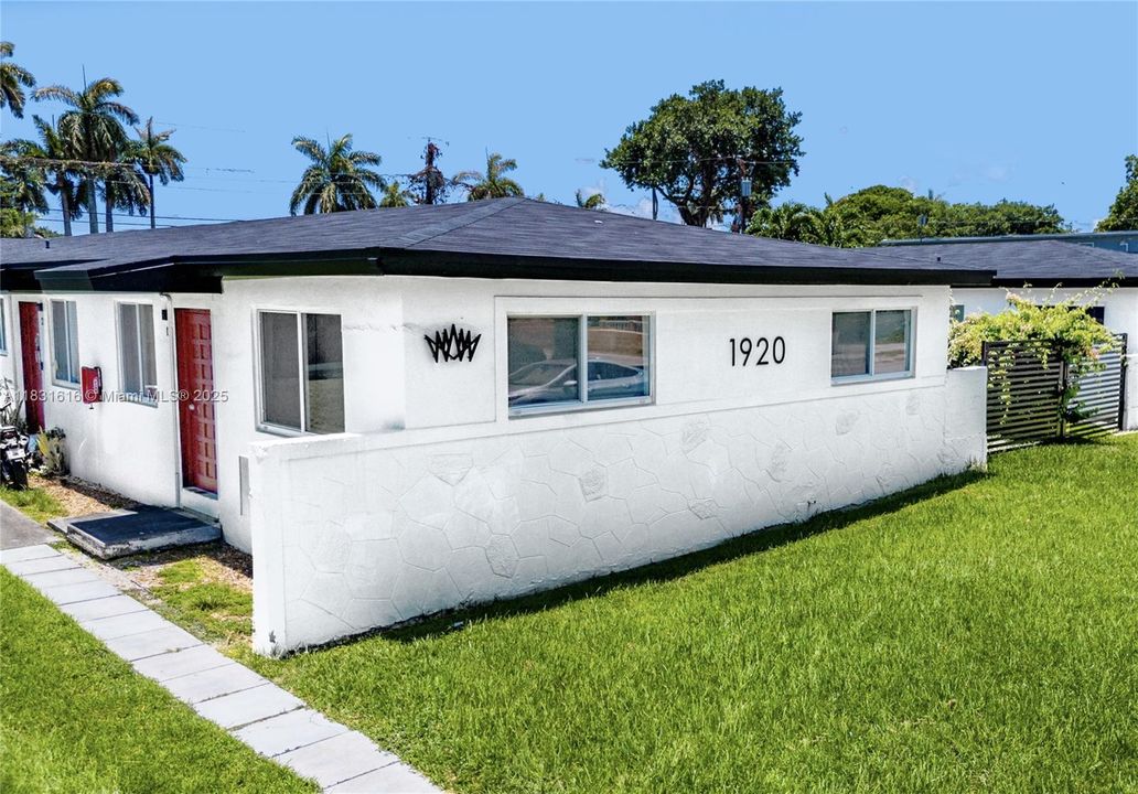 Recently Sold: $5,695,000 (0 beds, 0 baths, 0 Square Feet)
