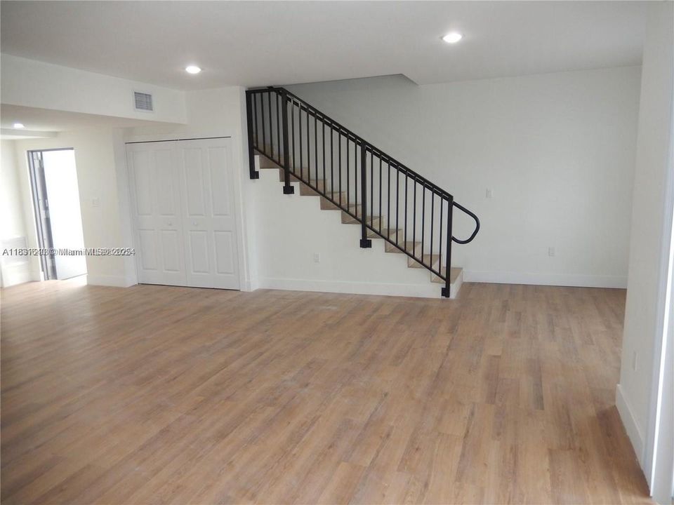 待售: $3,800,000 (0 贝兹, 0 浴室, 11000 平方英尺)