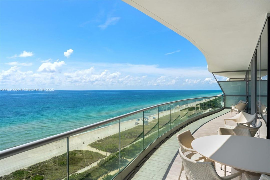 For Sale: $29,995,000 (5 beds, 6 baths, 6726 Square Feet)