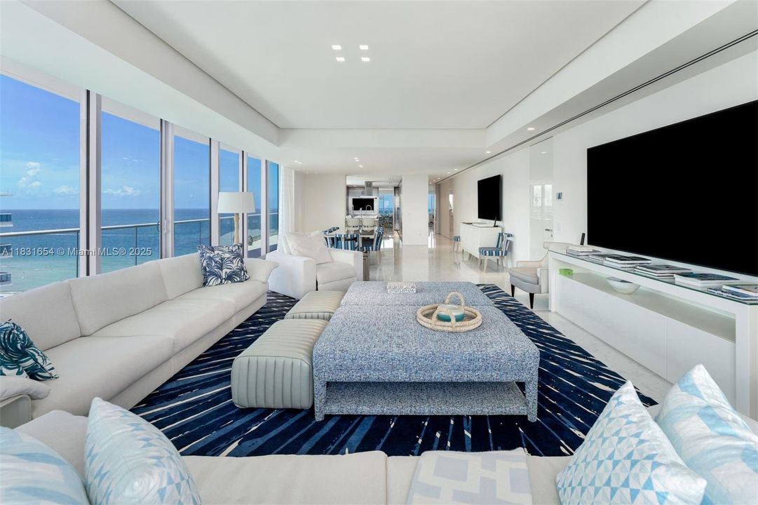 For Sale: $29,995,000 (5 beds, 6 baths, 6726 Square Feet)