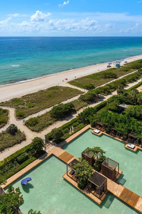 For Sale: $29,995,000 (5 beds, 6 baths, 6726 Square Feet)