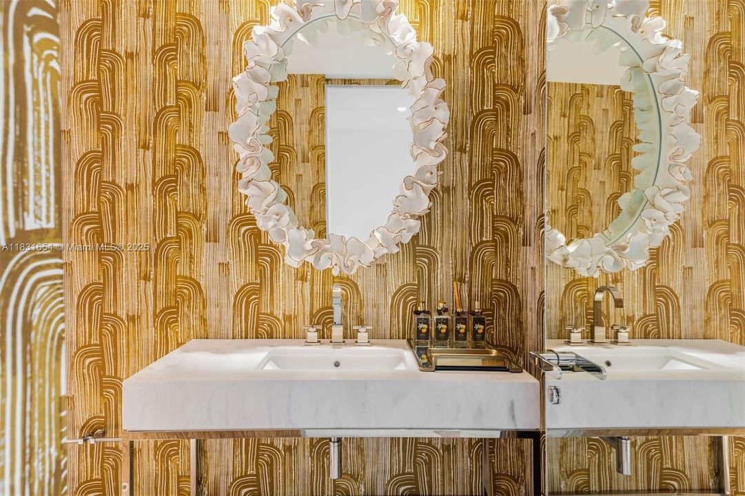 For Sale: $29,995,000 (5 beds, 6 baths, 6726 Square Feet)